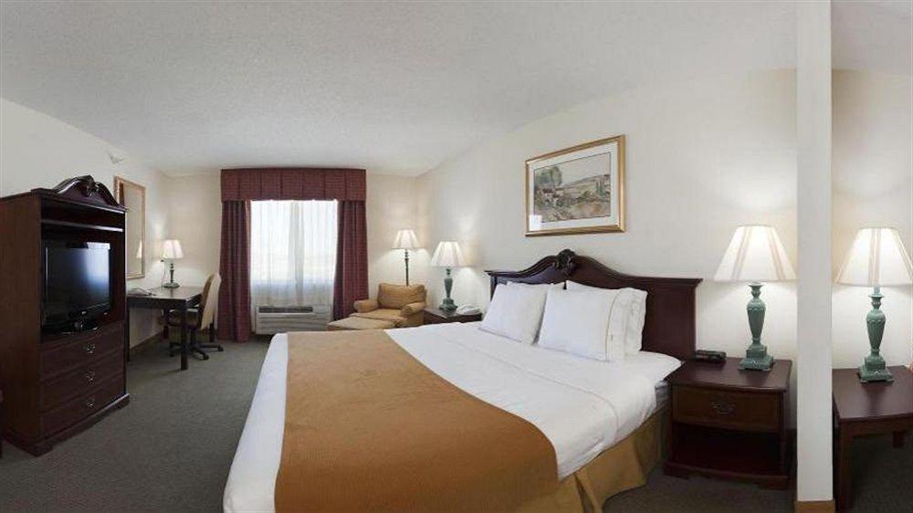 Hotel Baymont By Wyndham
