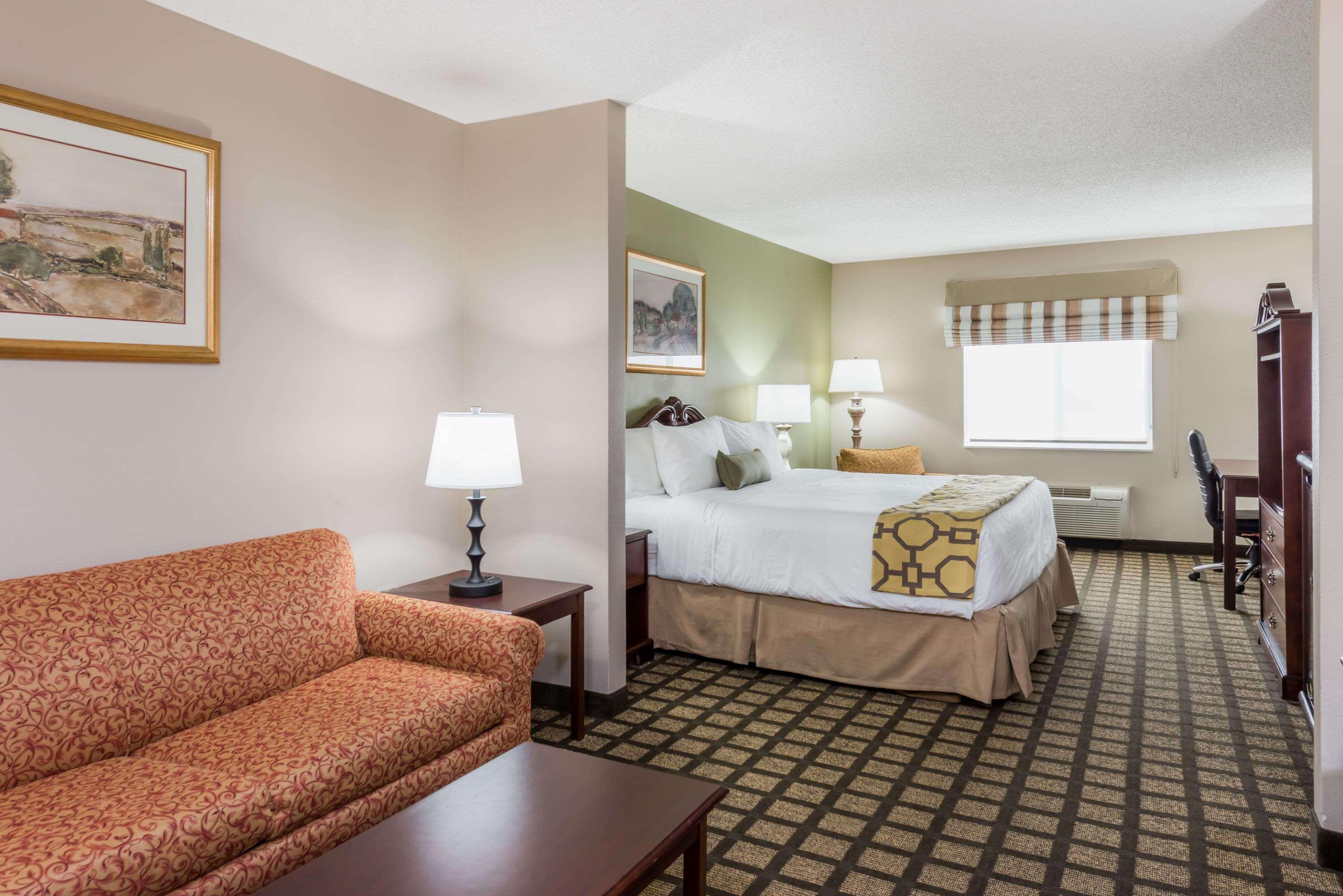 Baymont By Wyndham Hotel 2*