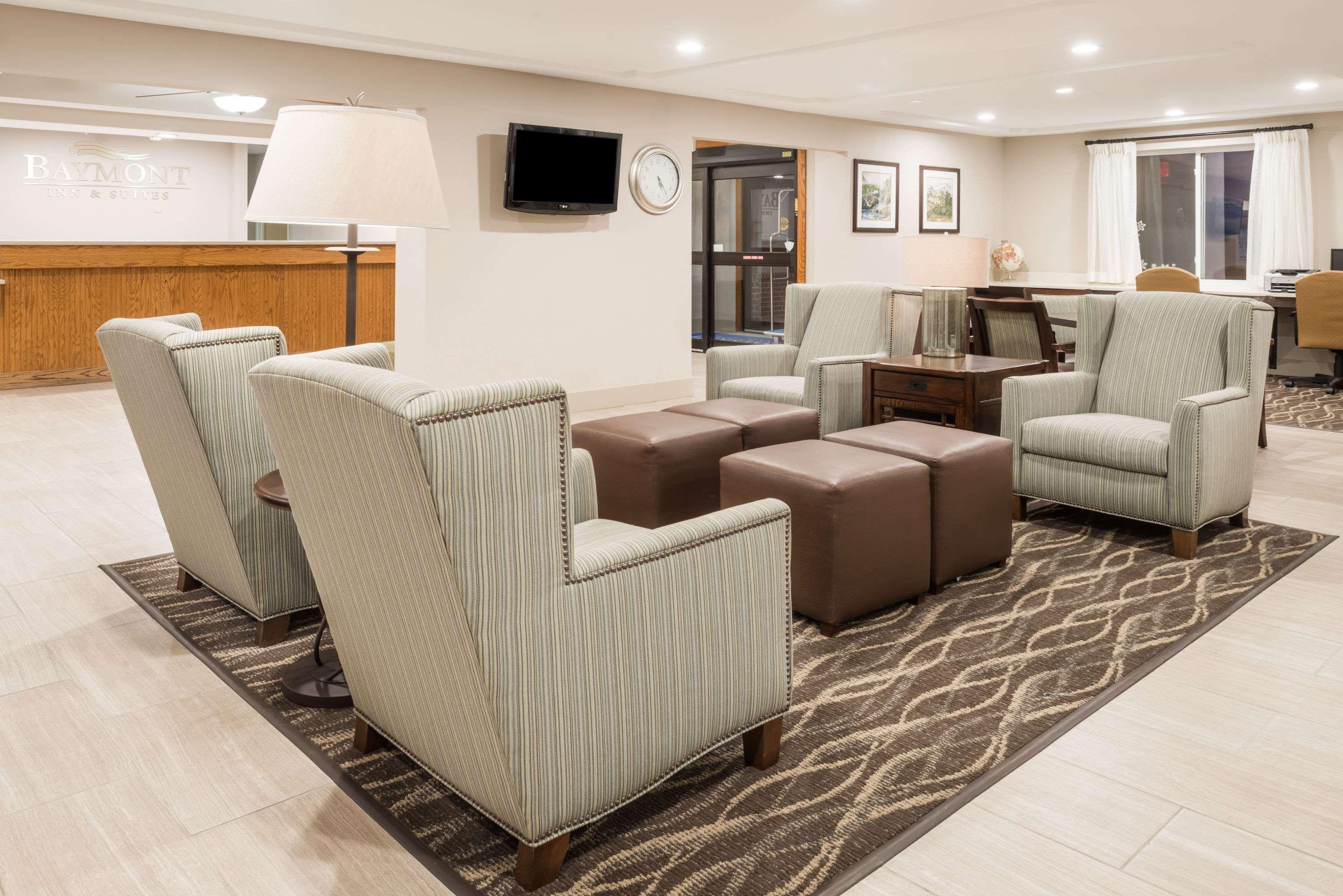 Baymont By Wyndham Hotel