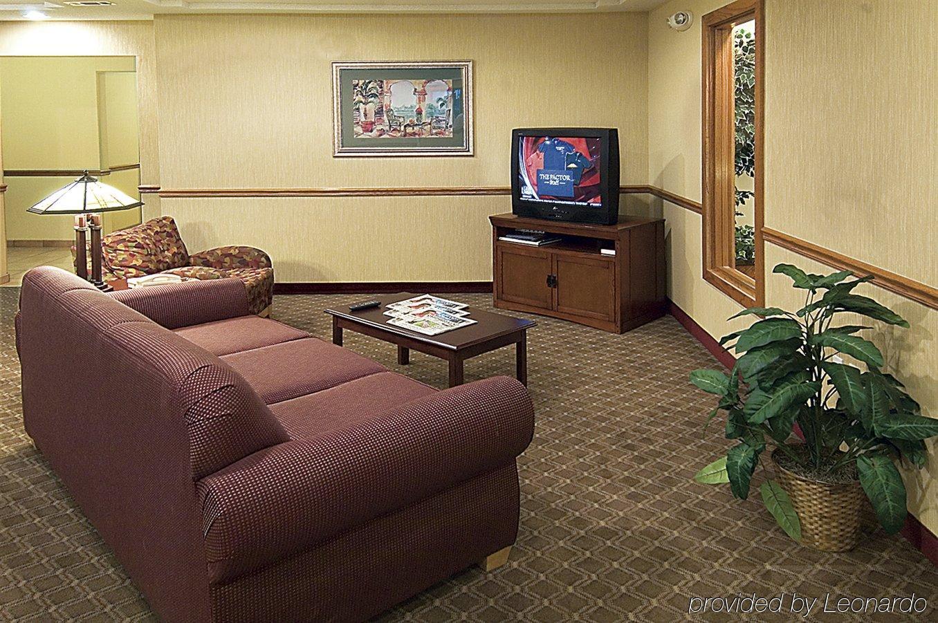 Hotel Baymont By Wyndham Fulton
