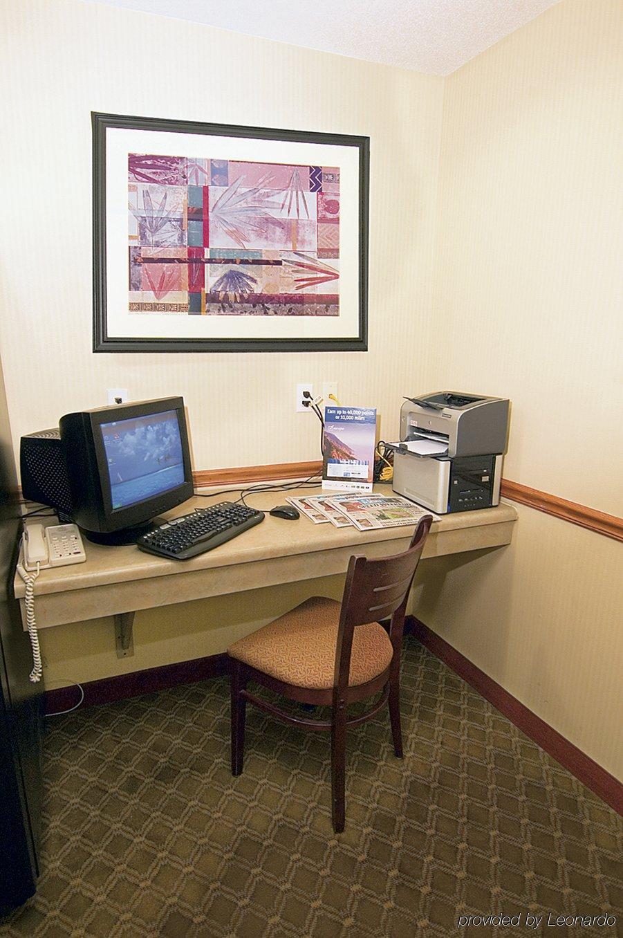 Baymont By Wyndham Hotel 2*