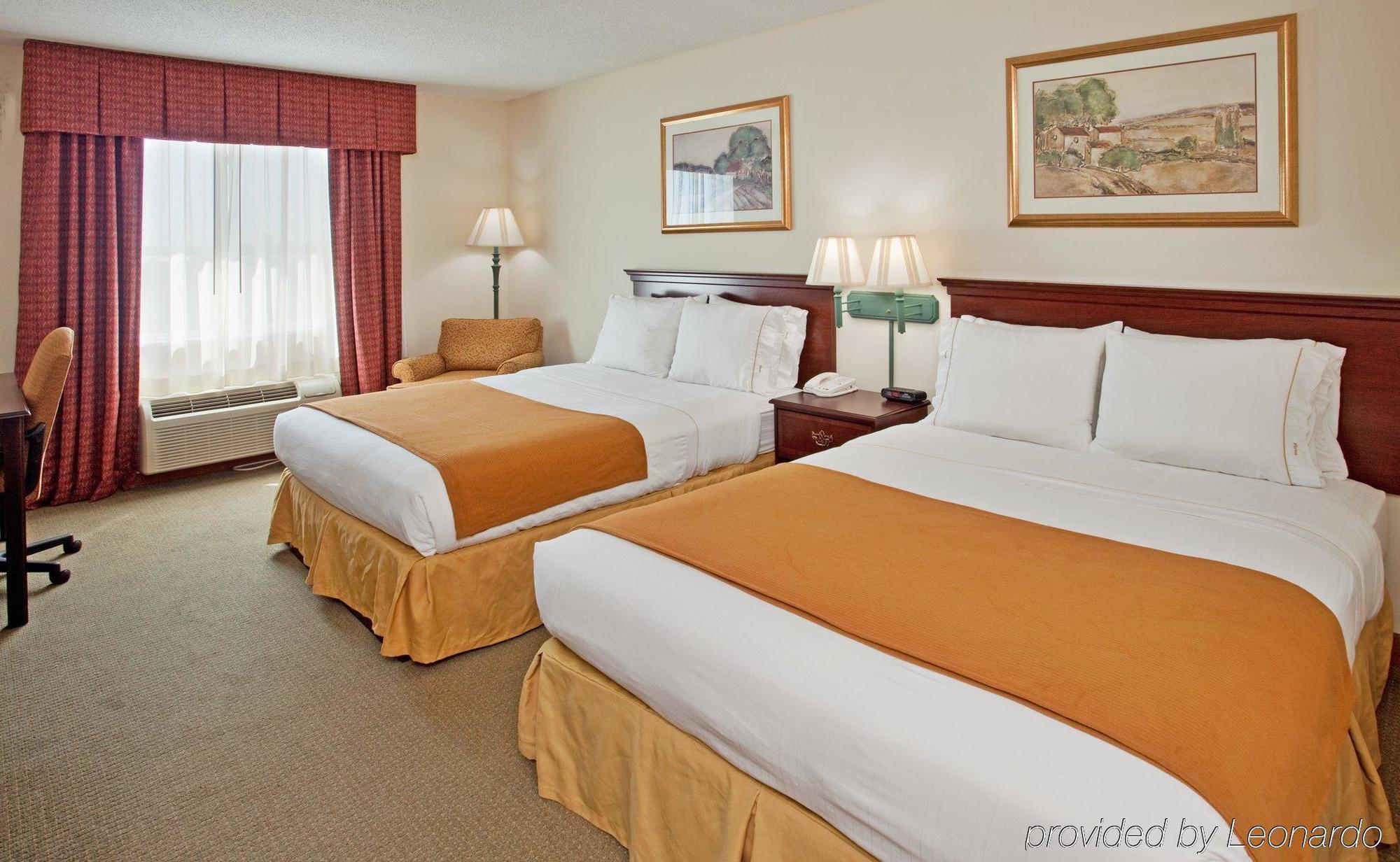 Hotel Baymont By Wyndham Fulton