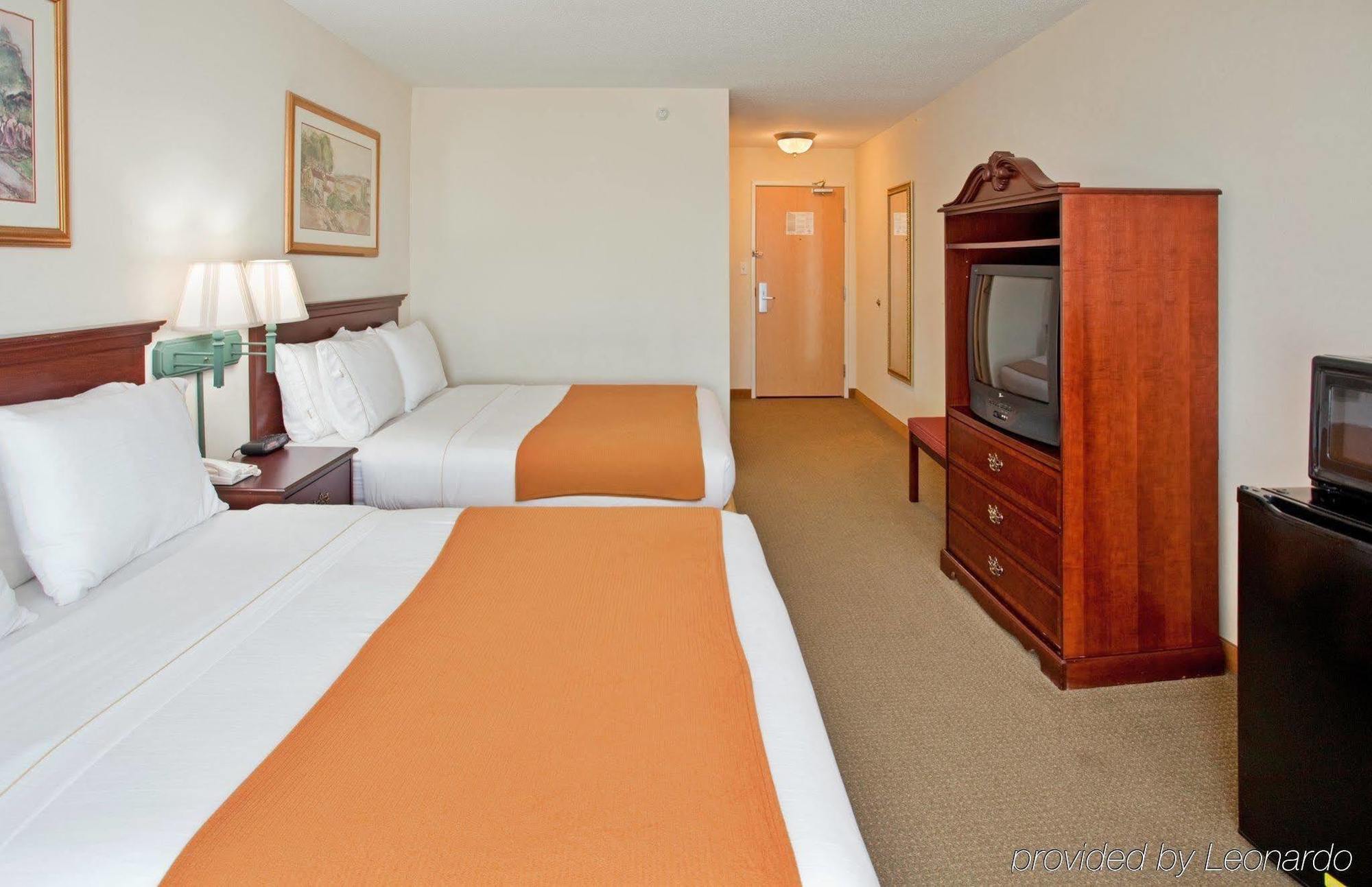 Hotel Baymont By Wyndham 2*